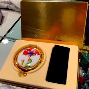 Estée Lauder foundation gift set